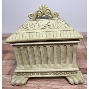 Decorative Melrose Gardens Square Footed Resin Box With Lid & Ornate Design